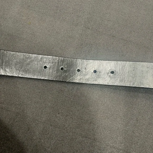 [L/L46”]Guess Black Belt with Silver Buckle and rhinestone Details NWOT - Picture 3 of 6